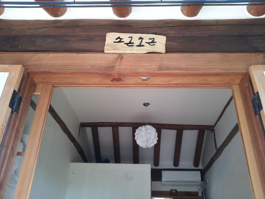 Jeonju Nostalgic Home Exterior photo